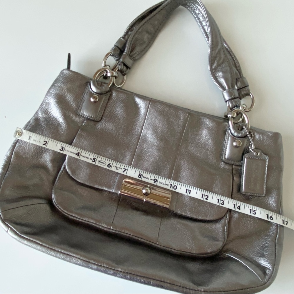 COACH Kristen leather zip top tote. Gunmetal/silver, metallic - Picture 12 of 15